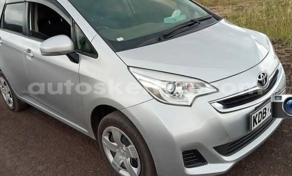 Oofamaa Toyota Ractis Silver Makiinaa iti Nairobi keessatti Nairobi keessatti Oofamaa Toyota Ractis Silver Makiinaa iti Nairobi keessatti Nairobi keessatti
