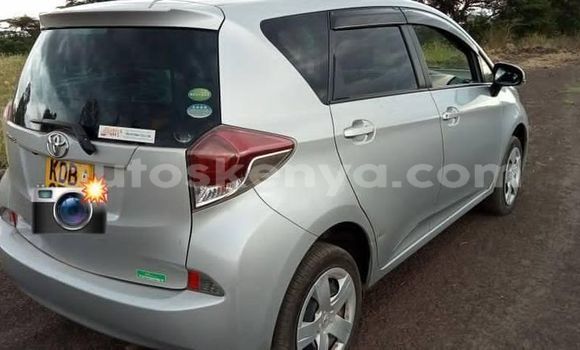 Oofamaa Toyota Ractis Silver Makiinaa iti Nairobi keessatti Nairobi keessatti Oofamaa Toyota Ractis Silver Makiinaa iti Nairobi keessatti Nairobi keessatti