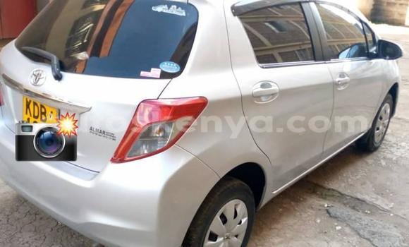 Oofamaa Toyota Vitz Silver Makiinaa iti Nairobi keessatti Nairobi keessatti Oofamaa Toyota Vitz Silver Makiinaa iti Nairobi keessatti Nairobi keessatti