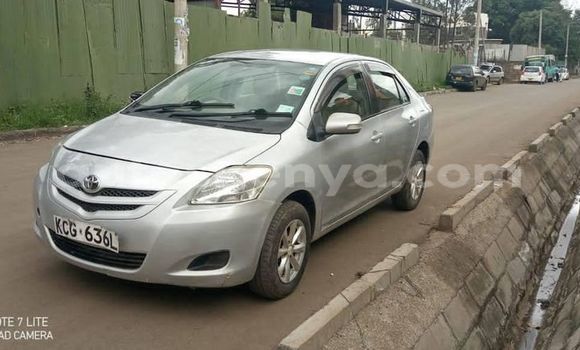 Oofamaa Toyota Belta Silver Makiinaa iti Nairobi keessatti Nairobi keessatti