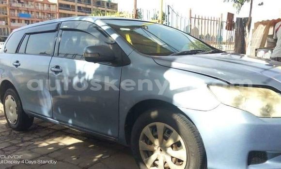 Oofamaa Toyota Fielder Blue Makiinaa iti Nairobi keessatti Nairobi keessatti