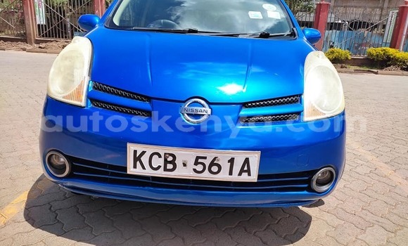 Oofamaa Nissan Note Blue Makiinaa iti Nairobi keessatti Nairobi keessatti