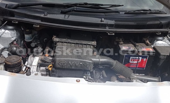 Oofamaa Toyota Vitz Silver Makiinaa iti Nairobi keessatti Nairobi keessatti Oofamaa Toyota Vitz Silver Makiinaa iti Nairobi keessatti Nairobi keessatti