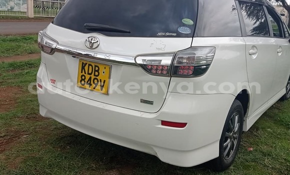 Oofamaa Toyota Wish White Makiinaa iti Nairobi keessatti Nairobi keessatti Oofamaa Toyota Wish White Makiinaa iti Nairobi keessatti Nairobi keessatti