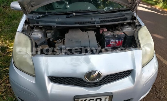 Oofamaa Toyota Vitz Blue Makiinaa iti Nairobi keessatti Nairobi keessatti Oofamaa Toyota Vitz Blue Makiinaa iti Nairobi keessatti Nairobi keessatti