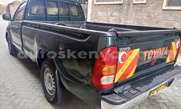 Oofamaa Toyota Hilux Green Makiinaa iti Nairobi keessatti Nairobi keessatti Oofamaa Toyota Hilux Green Makiinaa iti Nairobi keessatti Nairobi keessatti