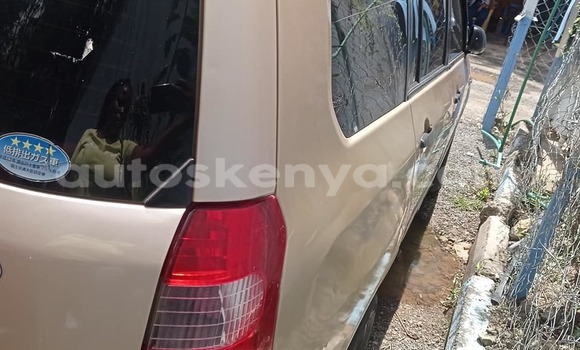 Oofamaa Toyota Succeed Brown Makiinaa iti Nairobi keessatti Nairobi keessatti Oofamaa Toyota Succeed Brown Makiinaa iti Nairobi keessatti Nairobi keessatti