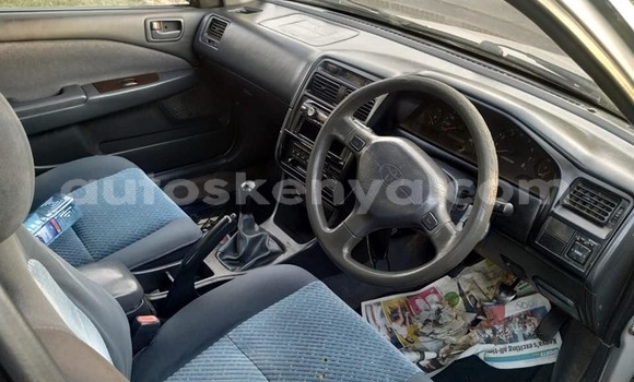 Oofamaa Toyota Carina Silver Makiinaa iti Nairobi keessatti Nairobi keessatti Oofamaa Toyota Carina Silver Makiinaa iti Nairobi keessatti Nairobi keessatti