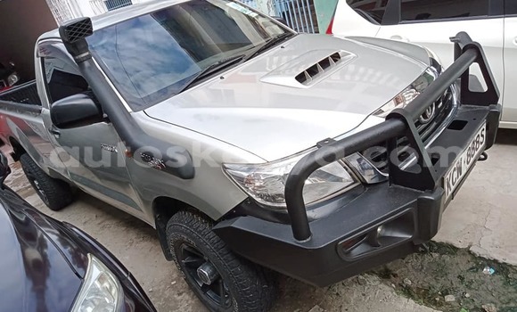 Buy Used Toyota Hilux Silver Car in Mombasa in Coastal Kenya Buy Used Toyota Hilux Silver Car in Mombasa in Coastal Kenya