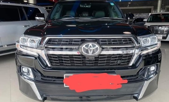 Buy used toyota land cruiser black car in mombasa in coastal