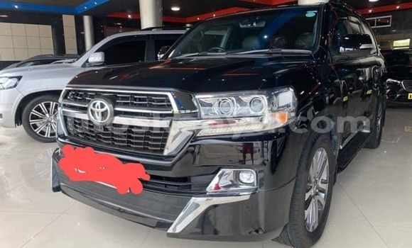 Nunua Ilio tumika Toyota Land Cruiser Nyeusi Gari ndani ya Mombasa nchini Kenya ya Pwani Nunua Ilio tumika Toyota Land Cruiser Nyeusi Gari ndani ya Mombasa nchini Kenya ya Pwani