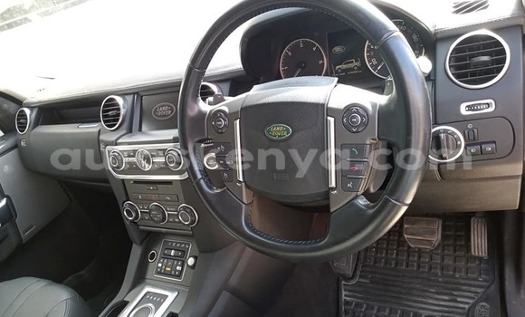 Nunua Ilio tumika Land Rover Discovery Nyeusi Gari ndani ya Mombasa nchini Kenya ya Pwani Nunua Ilio tumika Land Rover Discovery Nyeusi Gari ndani ya Mombasa nchini Kenya ya Pwani