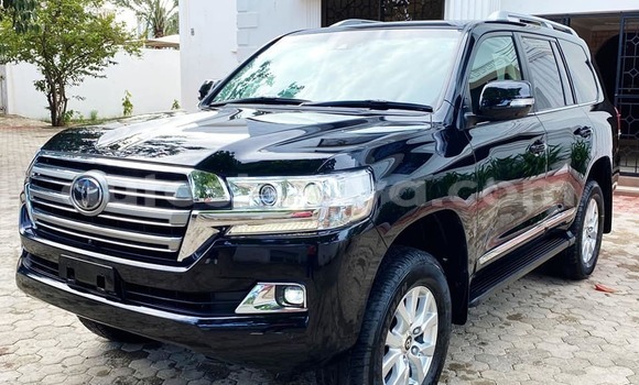 Nunua Ilio tumika Toyota Land Cruiser Nyeusi Gari ndani ya Mombasa nchini Kenya ya Pwani Nunua Ilio tumika Toyota Land Cruiser Nyeusi Gari ndani ya Mombasa nchini Kenya ya Pwani