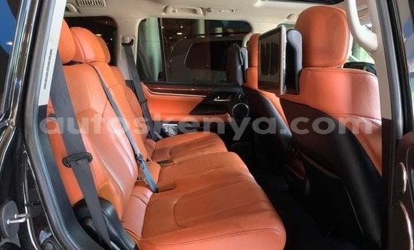 Nunua Ilio tumika Lexus LX 570 Nyeusi Gari ndani ya Mombasa nchini Kenya ya Pwani Nunua Ilio tumika Lexus LX 570 Nyeusi Gari ndani ya Mombasa nchini Kenya ya Pwani