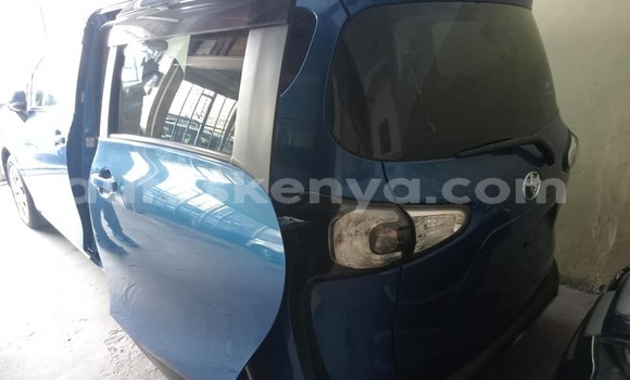 Nunua Ilio tumika Toyota Sienta Bluu Gari ndani ya Mombasa nchini Kenya ya Pwani Nunua Ilio tumika Toyota Sienta Bluu Gari ndani ya Mombasa nchini Kenya ya Pwani