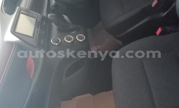 Nunua Ilio tumika Toyota Sienta Bluu Gari ndani ya Mombasa nchini Kenya ya Pwani Nunua Ilio tumika Toyota Sienta Bluu Gari ndani ya Mombasa nchini Kenya ya Pwani