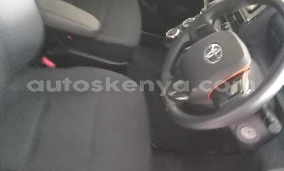 Nunua Ilio tumika Toyota Sienta Nyeupe Gari ndani ya Mombasa nchini Kenya ya Pwani Nunua Ilio tumika Toyota Sienta Nyeupe Gari ndani ya Mombasa nchini Kenya ya Pwani