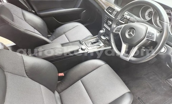 Nunua Ilio tumika Mercedes‒Benz C–Class Nyeupe Gari ndani ya Nairobi nchini Nairobi Nunua Ilio tumika Mercedes‒Benz C–Class Nyeupe Gari ndani ya Nairobi nchini Nairobi