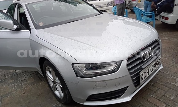Nunua Ilio tumika Audi A4 Fedha Gari ndani ya Mombasa nchini Kenya ya Pwani Nunua Ilio tumika Audi A4 Fedha Gari ndani ya Mombasa nchini Kenya ya Pwani