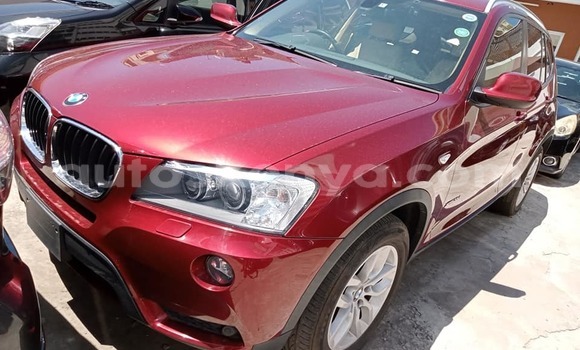 Oofamaa BMW X3 Red Makiinaa iti Mombasa keessatti Coastal Kenya keessatti Oofamaa BMW X3 Red Makiinaa iti Mombasa keessatti Coastal Kenya keessatti