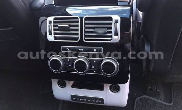 Nunua Ilio tumika Land Rover Range Rover Vogue Kijani Gari ndani ya Mombasa nchini Kenya ya Pwani Nunua Ilio tumika Land Rover Range Rover Vogue Kijani Gari ndani ya Mombasa nchini Kenya ya Pwani