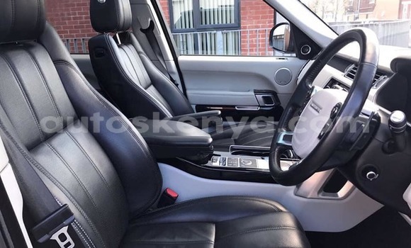 Nunua Ilio tumika Land Rover Range Rover Vogue Kijani Gari ndani ya Mombasa nchini Kenya ya Pwani Nunua Ilio tumika Land Rover Range Rover Vogue Kijani Gari ndani ya Mombasa nchini Kenya ya Pwani