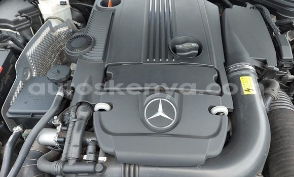 Nunua Ilio tumika Mercedes‒Benz SLK–Class Nyeusi Gari ndani ya Mombasa nchini Kenya ya Pwani Nunua Ilio tumika Mercedes‒Benz SLK–Class Nyeusi Gari ndani ya Mombasa nchini Kenya ya Pwani