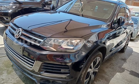 Nunua Ilio tumika Volkswagen Touareg Nyeupe Gari ndani ya Mombasa nchini Kenya ya Pwani Nunua Ilio tumika Volkswagen Touareg Nyeupe Gari ndani ya Mombasa nchini Kenya ya Pwani