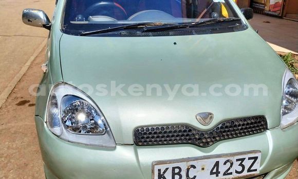 Nunua Ilio tumika Toyota Vitz Kijani Gari ndani ya Nyeri nchini Kati Kenya