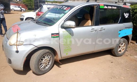 Buy Used Toyota Sienta Silver Car in Nyeri in Central Kenya Buy Used Toyota Sienta Silver Car in Nyeri in Central Kenya