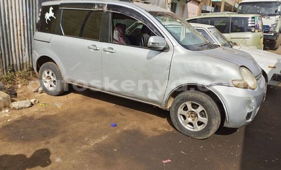 Oofamaa Toyota Sienta Silver Makiinaa iti Nyeri keessatti Central Kenya keessatti Oofamaa Toyota Sienta Silver Makiinaa iti Nyeri keessatti Central Kenya keessatti