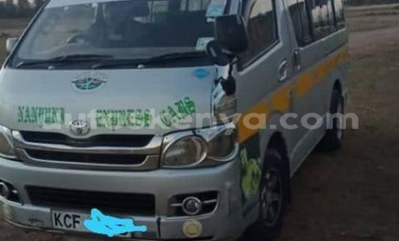 Buy Used Toyota Hiace Silver Car in Nyeri in Central Kenya Buy Used Toyota Hiace Silver Car in Nyeri in Central Kenya