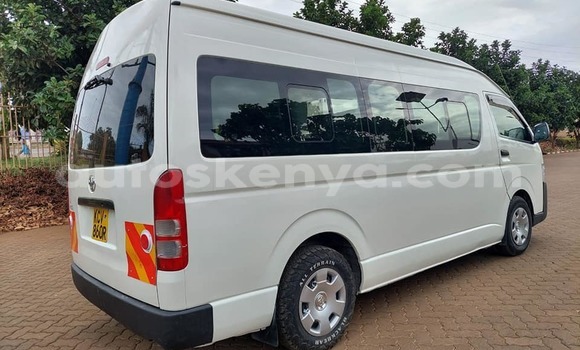 Buy Used Toyota Hiace White Car in Kiambu in Central Kenya