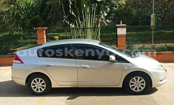 Oofamaa Honda Insight Silver Makiinaa iti Kiambu keessatti Central Kenya keessatti