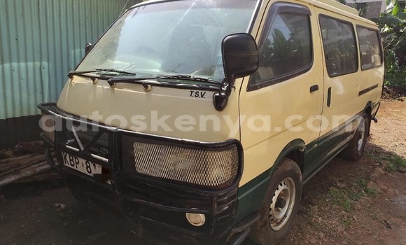Nunua Ilio tumika Toyota Hiace Beige Gari ndani ya Kiambu nchini Kati Kenya