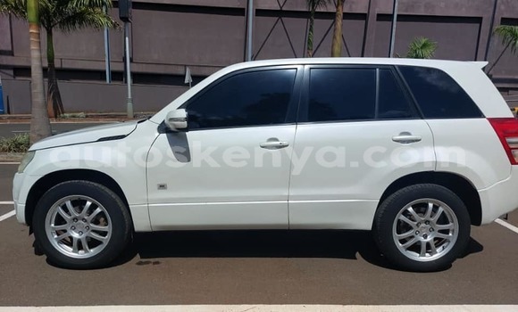 Buy Used Suzuki Escudo White Car in Kiambu in Central Kenya Buy Used Suzuki Escudo White Car in Kiambu in Central Kenya