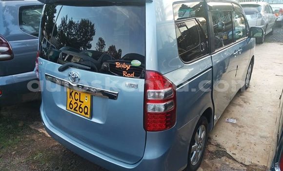 Oofamaa Toyota Noah Blue Makiinaa iti Nairobi keessatti Nairobi keessatti Oofamaa Toyota Noah Blue Makiinaa iti Nairobi keessatti Nairobi keessatti