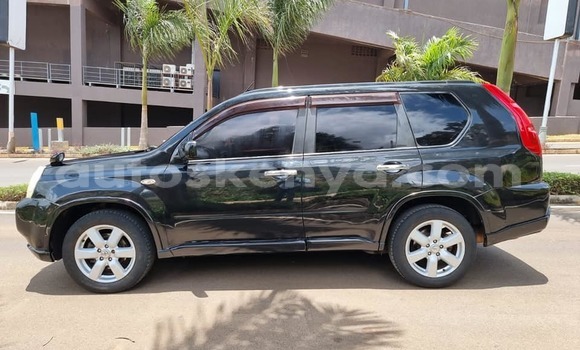 Oofamaa Nissan X–Trail Black Makiinaa iti Kiambu keessatti Central Kenya keessatti Oofamaa Nissan X–Trail Black Makiinaa iti Kiambu keessatti Central Kenya keessatti