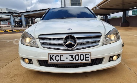 Nunua Ilio tumika Mercedes‒Benz C–Class Nyeupe Gari ndani ya Kiambu nchini Kati Kenya Nunua Ilio tumika Mercedes‒Benz C–Class Nyeupe Gari ndani ya Kiambu nchini Kati Kenya
