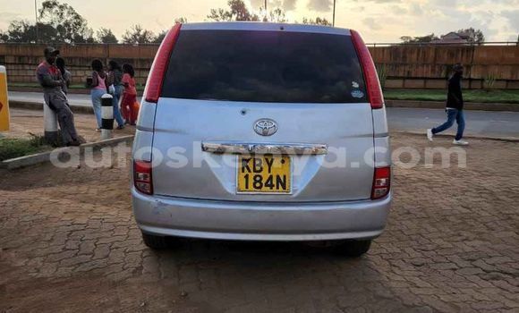 Nunua Ilio tumika Toyota ISIS Fedha Gari ndani ya Nairobi nchini Nairobi Nunua Ilio tumika Toyota ISIS Fedha Gari ndani ya Nairobi nchini Nairobi
