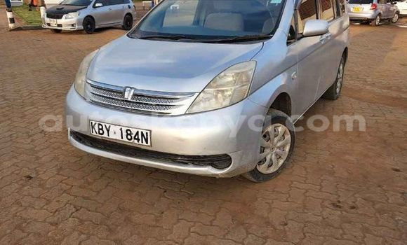 Nunua Ilio tumika Toyota ISIS Fedha Gari ndani ya Nairobi nchini Nairobi Nunua Ilio tumika Toyota ISIS Fedha Gari ndani ya Nairobi nchini Nairobi