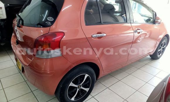 Nunua Ilio tumika Toyota Vitz Brown Gari ndani ya Mombasa nchini Kenya ya Pwani Nunua Ilio tumika Toyota Vitz Brown Gari ndani ya Mombasa nchini Kenya ya Pwani