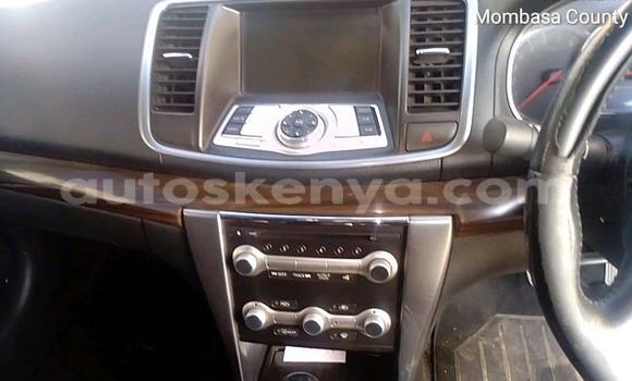 Nunua Ilio tumika Nissan Teana Nyeupe Gari ndani ya Mombasa nchini Kenya ya Pwani Nunua Ilio tumika Nissan Teana Nyeupe Gari ndani ya Mombasa nchini Kenya ya Pwani