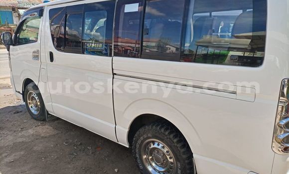 Nunua Ilio tumika Toyota Hiace Nyeupe Gari ndani ya Mombasa nchini Kenya ya Pwani Nunua Ilio tumika Toyota Hiace Nyeupe Gari ndani ya Mombasa nchini Kenya ya Pwani