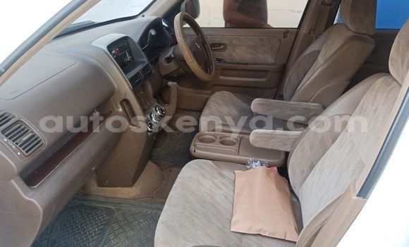 Nunua Ilio tumika Honda CR–V Nyeupe Gari ndani ya Mombasa nchini Kenya ya Pwani Nunua Ilio tumika Honda CR–V Nyeupe Gari ndani ya Mombasa nchini Kenya ya Pwani