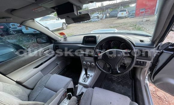 Nunua Ilio tumika Subaru Forester Fedha Gari ndani ya Mombasa nchini Kenya ya Pwani Nunua Ilio tumika Subaru Forester Fedha Gari ndani ya Mombasa nchini Kenya ya Pwani