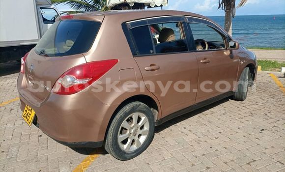 Nunua Ilio tumika Nissan tiida Brown Gari ndani ya Mombasa nchini Kenya ya Pwani Nunua Ilio tumika Nissan tiida Brown Gari ndani ya Mombasa nchini Kenya ya Pwani