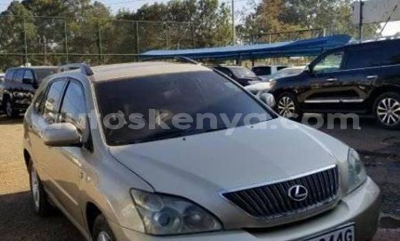 Nunua Ilio tumika Lexus RX Fedha Gari ndani ya Nairobi nchini Nairobi