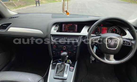 Nunua Ilio tumika Audi A4 Nyeusi Gari ndani ya Mombasa nchini Kenya ya Pwani Nunua Ilio tumika Audi A4 Nyeusi Gari ndani ya Mombasa nchini Kenya ya Pwani