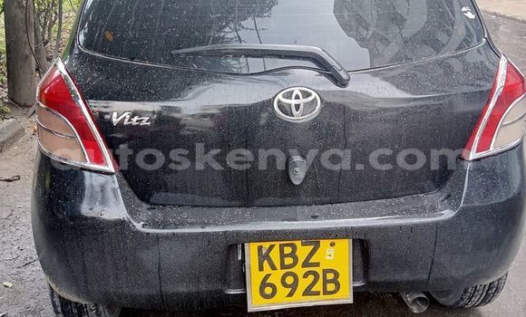 Nunua Ilio tumika Toyota Vitz Nyeusi Gari ndani ya Mombasa nchini Kenya ya Pwani Nunua Ilio tumika Toyota Vitz Nyeusi Gari ndani ya Mombasa nchini Kenya ya Pwani